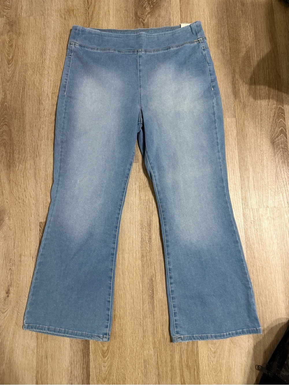 Free People We The Free In My Feelings Mid Rise Crop Boot Light Blue Large